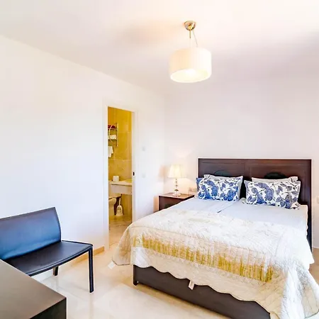 En- Cozy Andalusian Style Townhouse In Marbella
