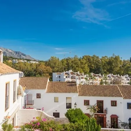 Holiday home En- Cozy Andalusian Style Townhouse In Marbella